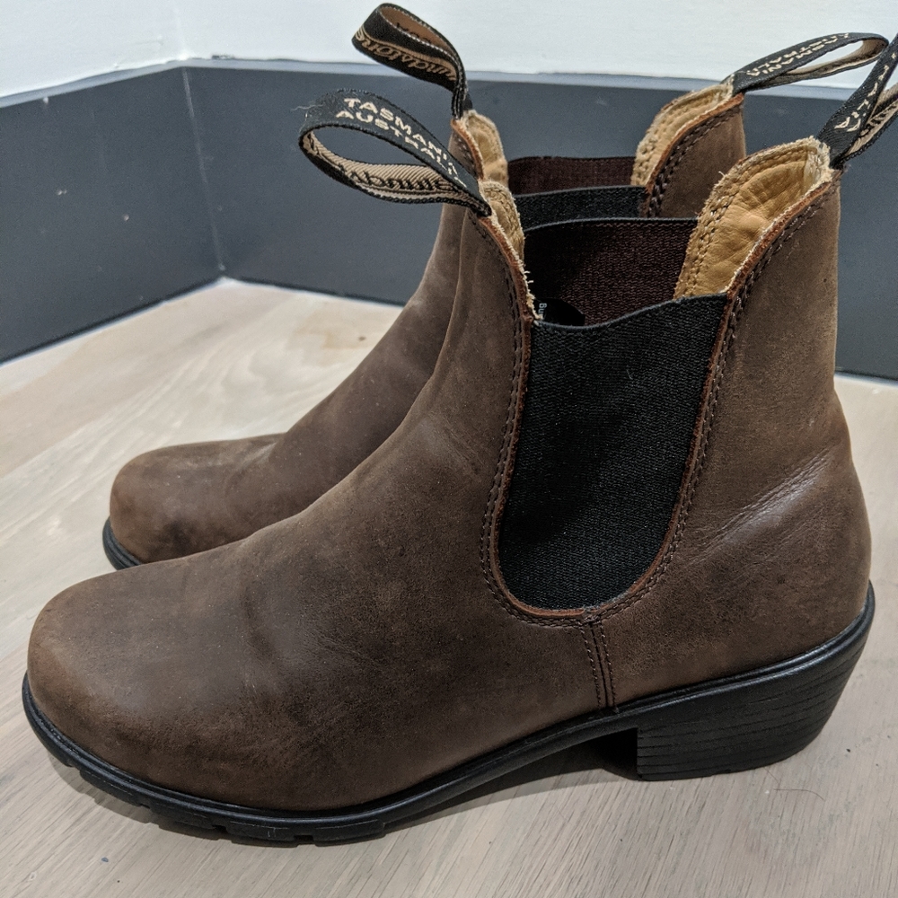 Blundstone heeled Boots 1617 👢